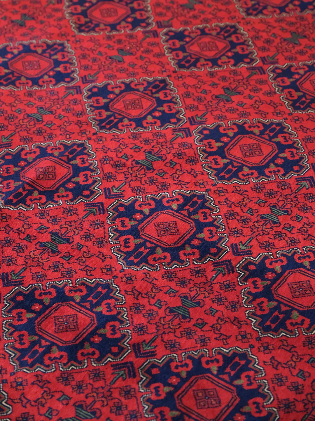 Afgan Halı   %100 Saf Yün   2.91× 1.95 =5.67m2  50x50ilmek