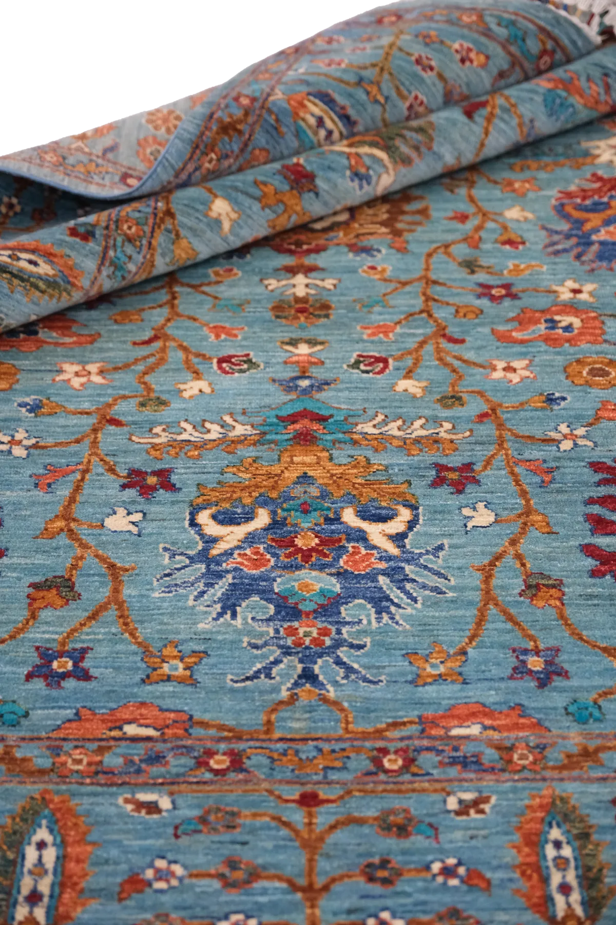 Afgan Halı  %100 Saf Yün  2.40x.1.71= 4.10m2  35x40 ilmek